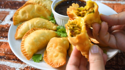 2-in-1 Samosa & Dumpling Maker – Easy Kitchen Tool for Quick Snacks